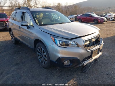 SUBARU OUTBACK 2015