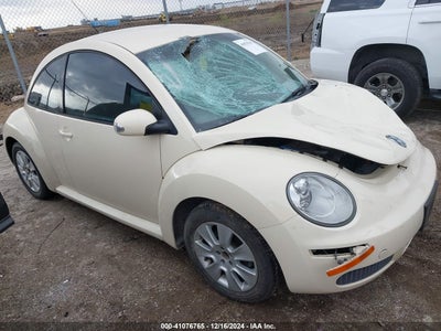 VOLKSWAGEN NEW BEETLE 2009