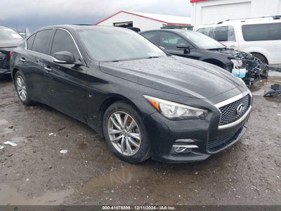 INFINITI Q50 2015