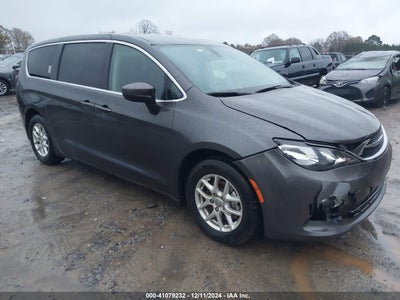 CHRYSLER PACIFICA 2017