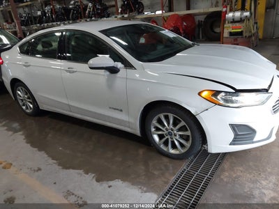 FORD FUSION HYBRID 2019