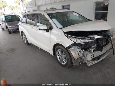 TOYOTA SIENNA 2021