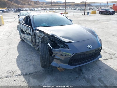 TOYOTA GR86 2024