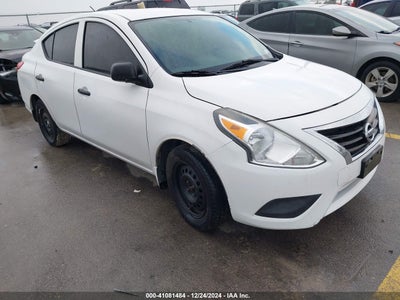 NISSAN VERSA 2015