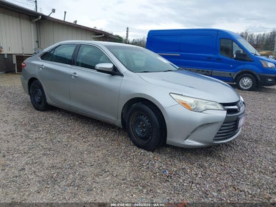 TOYOTA CAMRY 2015