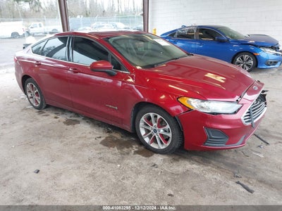 FORD FUSION HYBRID 2019