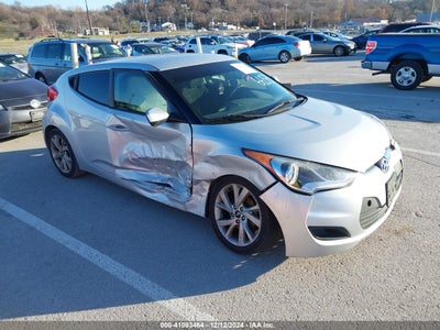 HYUNDAI VELOSTER 2016