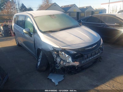 CHRYSLER VOYAGER 2023