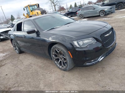 CHRYSLER 300 2015