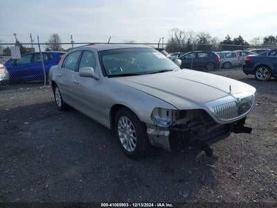 LINCOLN TOWN CAR 2006