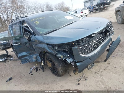 KIA CARNIVAL MPV HYBRID 2025