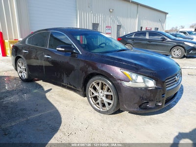 NISSAN MAXIMA 2010