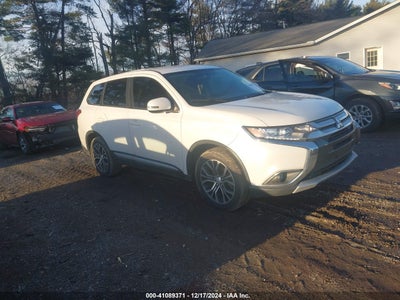 MITSUBISHI OUTLANDER 2016