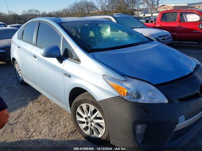 TOYOTA PRIUS PLUG-IN 2013