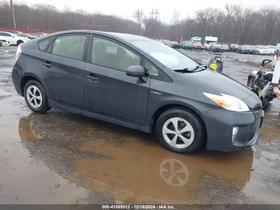 TOYOTA PRIUS 2015