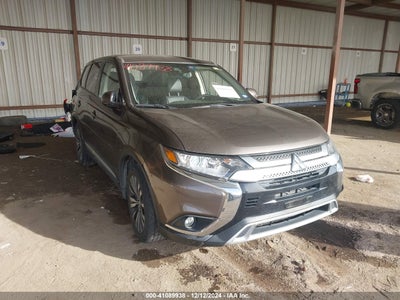 MITSUBISHI OUTLANDER 2020