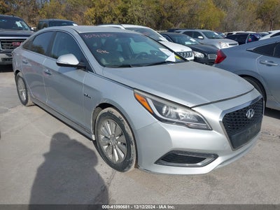 HYUNDAI SONATA HYBRID 2016