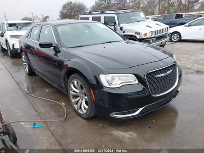 CHRYSLER 300 2019