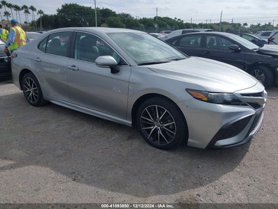 TOYOTA CAMRY 2022