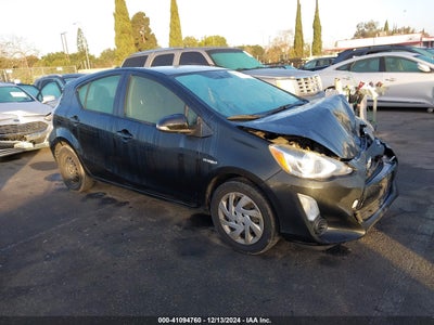 TOYOTA PRIUS C 2015