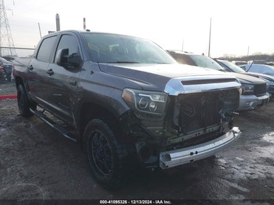 TOYOTA TUNDRA 2017
