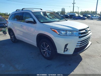 TOYOTA HIGHLANDER 2017