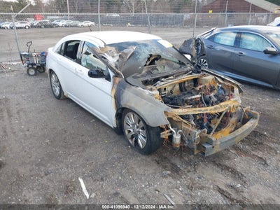 CHRYSLER 200 2014