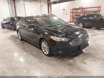 FORD FUSION HYBRID 2017