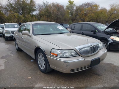 LINCOLN TOWN CAR 2006