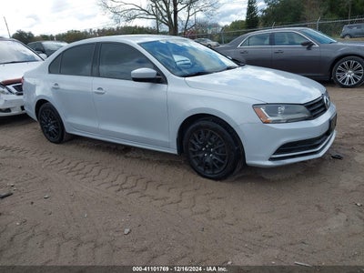 VOLKSWAGEN JETTA 2017