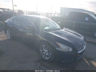 NISSAN MAXIMA 2010