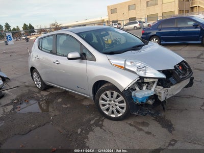 NISSAN LEAF 2017