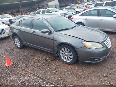 CHRYSLER 200 2013