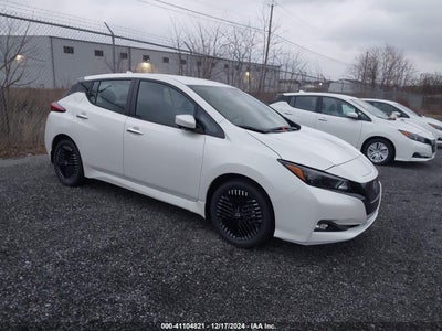 NISSAN LEAF 2025