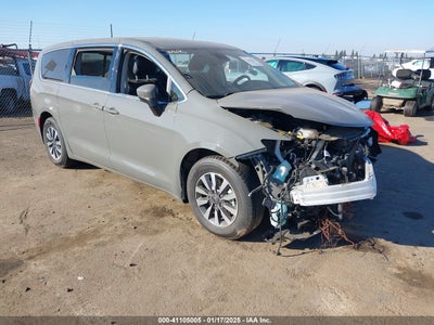 CHRYSLER PACIFICA HYBRID 2023