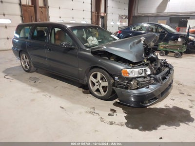 VOLVO V70 2005