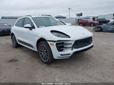 PORSCHE MACAN 2016