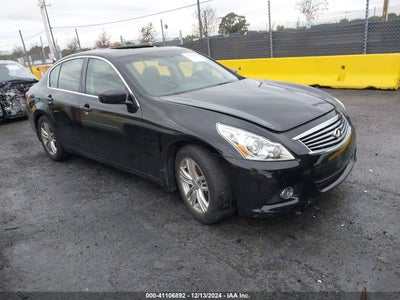 INFINITI G37 2011