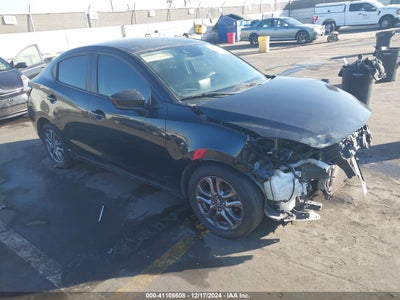 TOYOTA YARIS 2019
