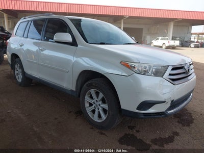 TOYOTA HIGHLANDER 2013