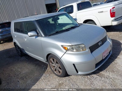 SCION XB 2010