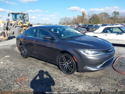 CHRYSLER 200 2015