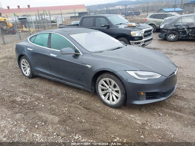 TESLA MODEL S 2016