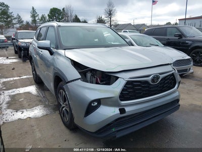 TOYOTA HIGHLANDER 2023
