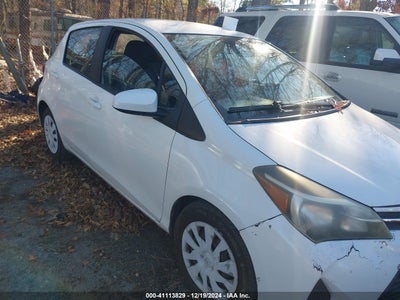 TOYOTA YARIS 2015