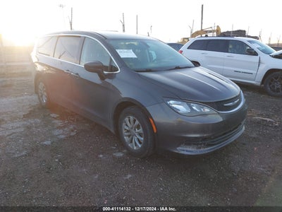 CHRYSLER PACIFICA 2017