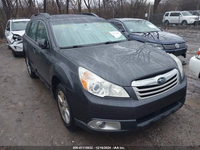 SUBARU OUTBACK 2012