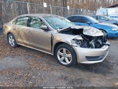 VOLKSWAGEN PASSAT 2015