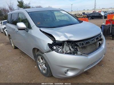 NISSAN QUEST 2017