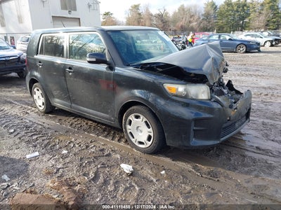 SCION XB 2012